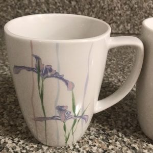 Set of 3 Vintage Corelle Iris Mugs